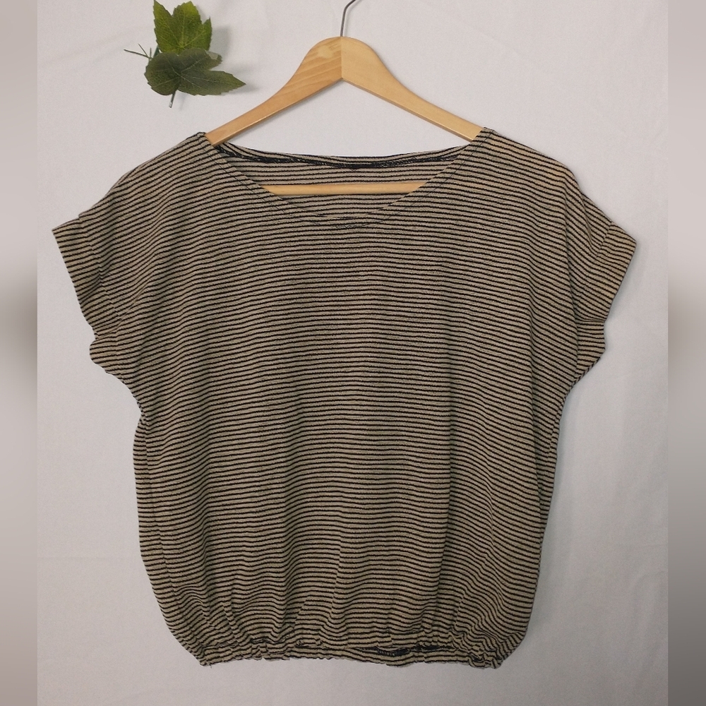 Retro Batwing Striped Black and White Women's Top Blouse Medium